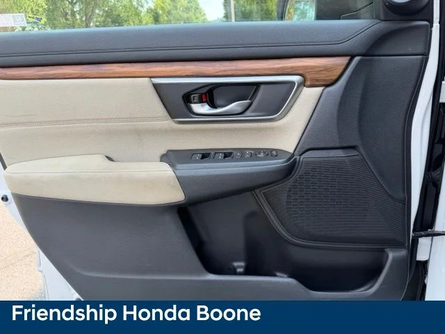 Used 2019 White Honda EX image 22