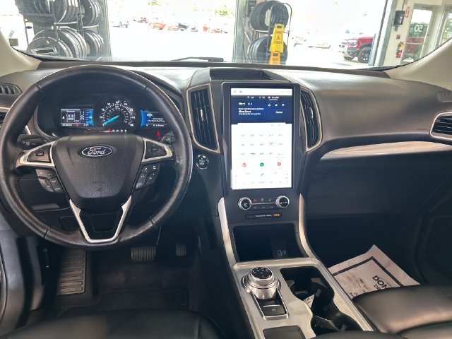 Used 2023 Black Ford SEL image 15