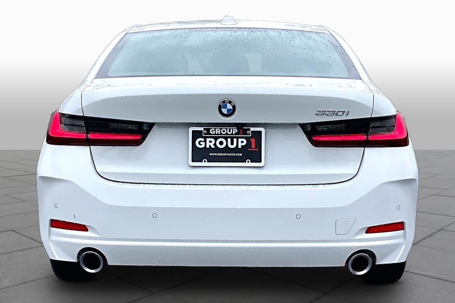 Certified Used 2025 Alpine White BMW 330i image 5