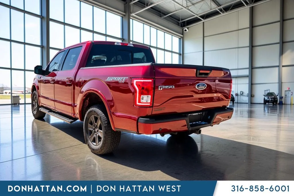 Used 2017  Ford XLT image 25