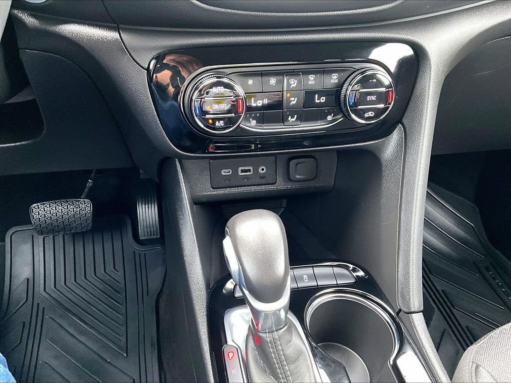 Used 2023 Gray Buick Select image 26