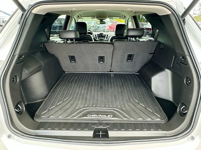 Used 2020 Silver Chevrolet Premier image 24