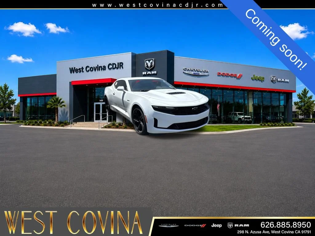 Used 2023 White Chevrolet LT1 image 1