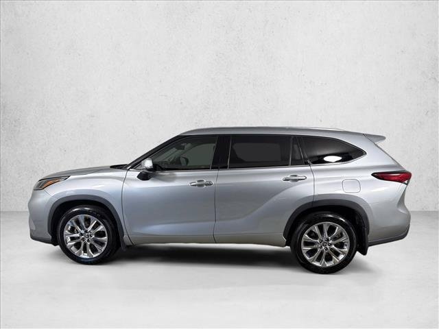 Certified Used 2020 CELESTIAL SILVER METALLIC Toyota  image 8