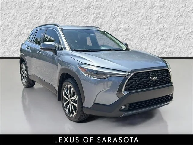 2023 Toyota Corolla Cross XLE