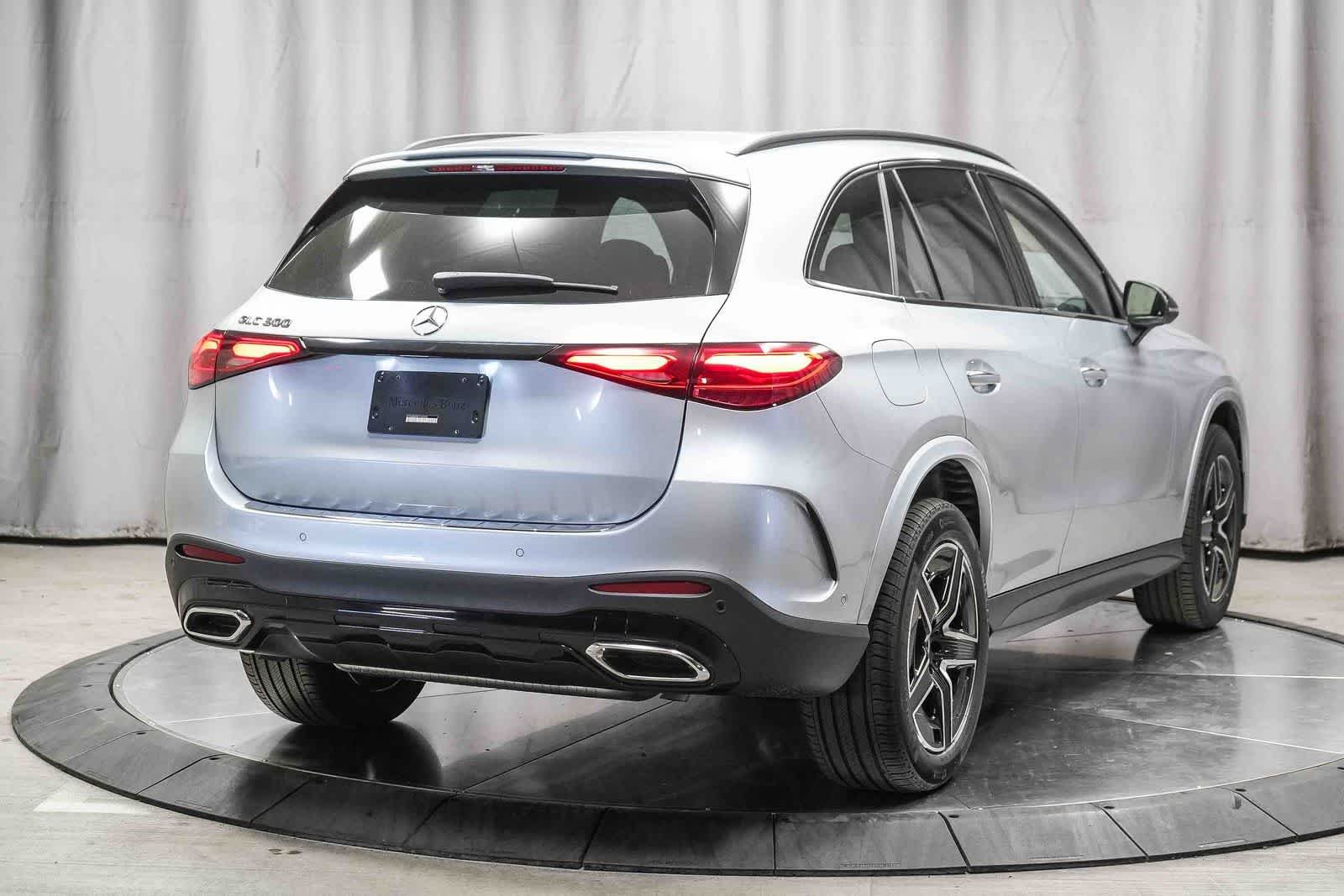 New 2026 Cirrus Silver Metallic Mercedes-Benz GLC 300 image 47