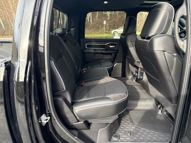 New 2025 Diamond Black Crystal Pearl-Coat Exterior Paint RAM Laramie image 10