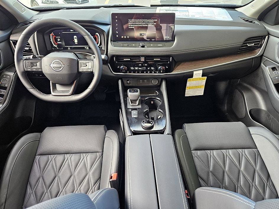 2026 Nissan Rogue Platinum - Photo 10