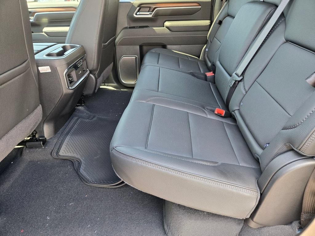 2026 GMC Sierra 2500HD Denali - Photo 8