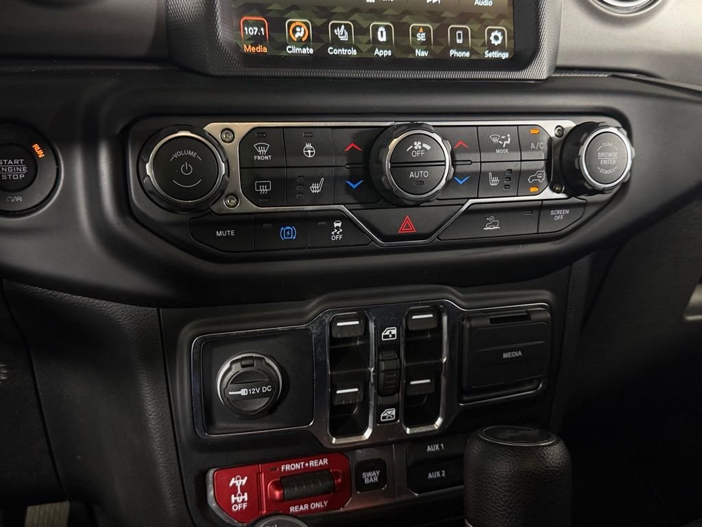 Used 2023 White Jeep Rubicon 4xe image 24