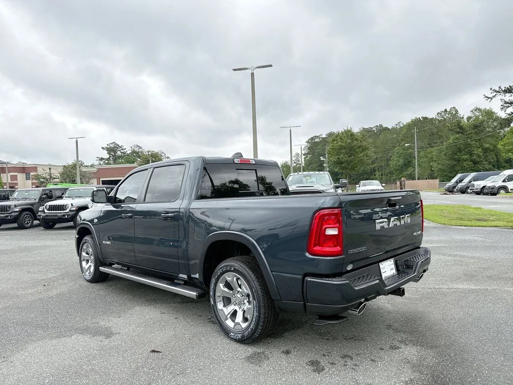 New 2026 Forged Blue Metallic Exterior Paint RAM Big Horn/Lone Star image 7