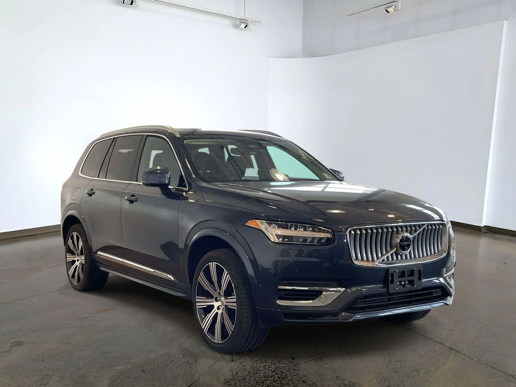 Certified Used 2024 Denim Blue Metallic Volvo T8 Plus 6 Passenger image 3