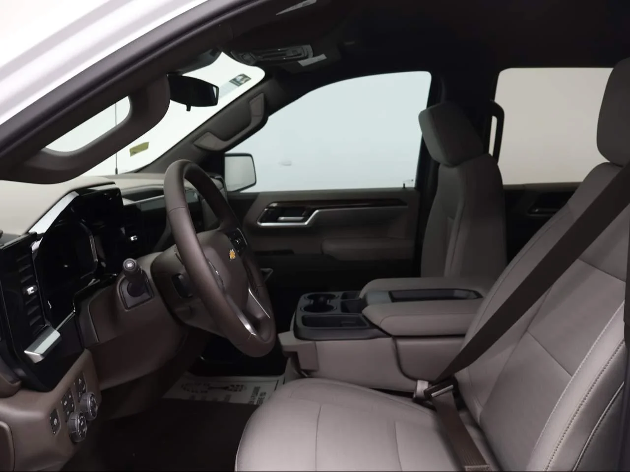 New 2026 Summit White Chevrolet LT image 31