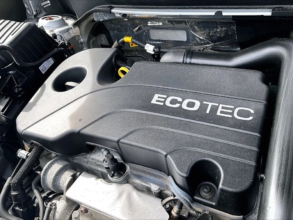 Used 2022 Silver Chevrolet Premier image 35