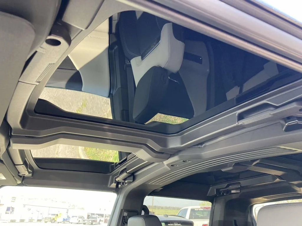 New 2026 Interstellar White GMC 2X image 17