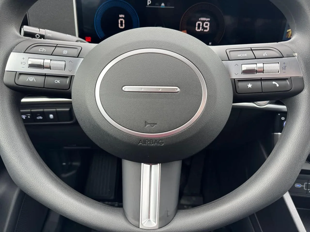 New 2027 Green Hyundai SE AWD image 18