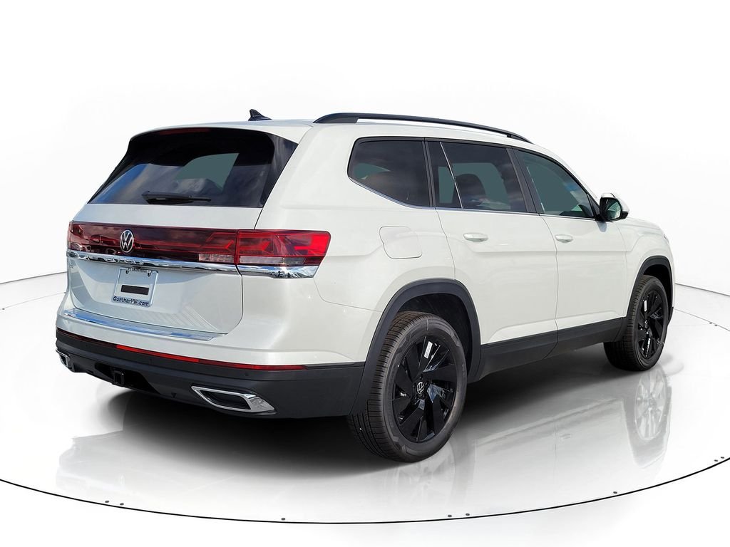 New 2026 White/off-white Volkswagen 2.0T SE w/Technology image 4