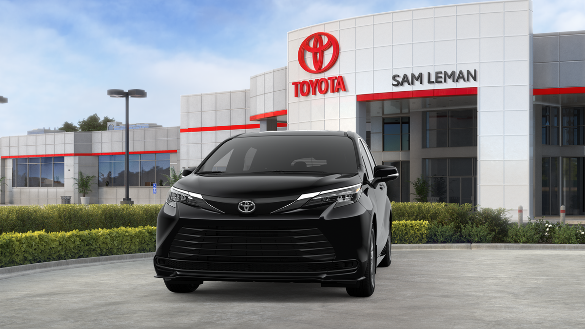 New 2026 Midnight Black Metallic Toyota LE image 31