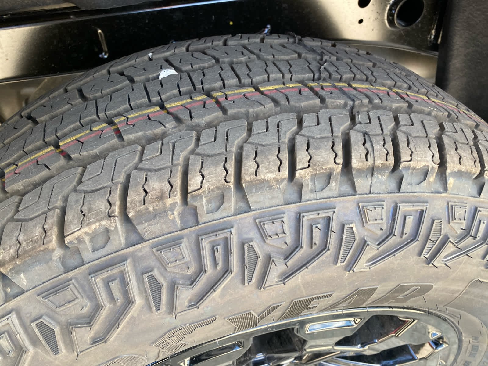 New 2026 Onyx Black GMC Elevation image 30