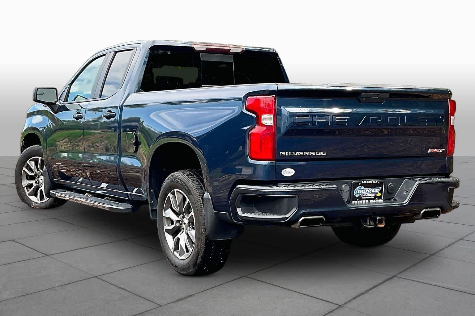 Used 2019 Northsky Blue Metallic Chevrolet RST image 12