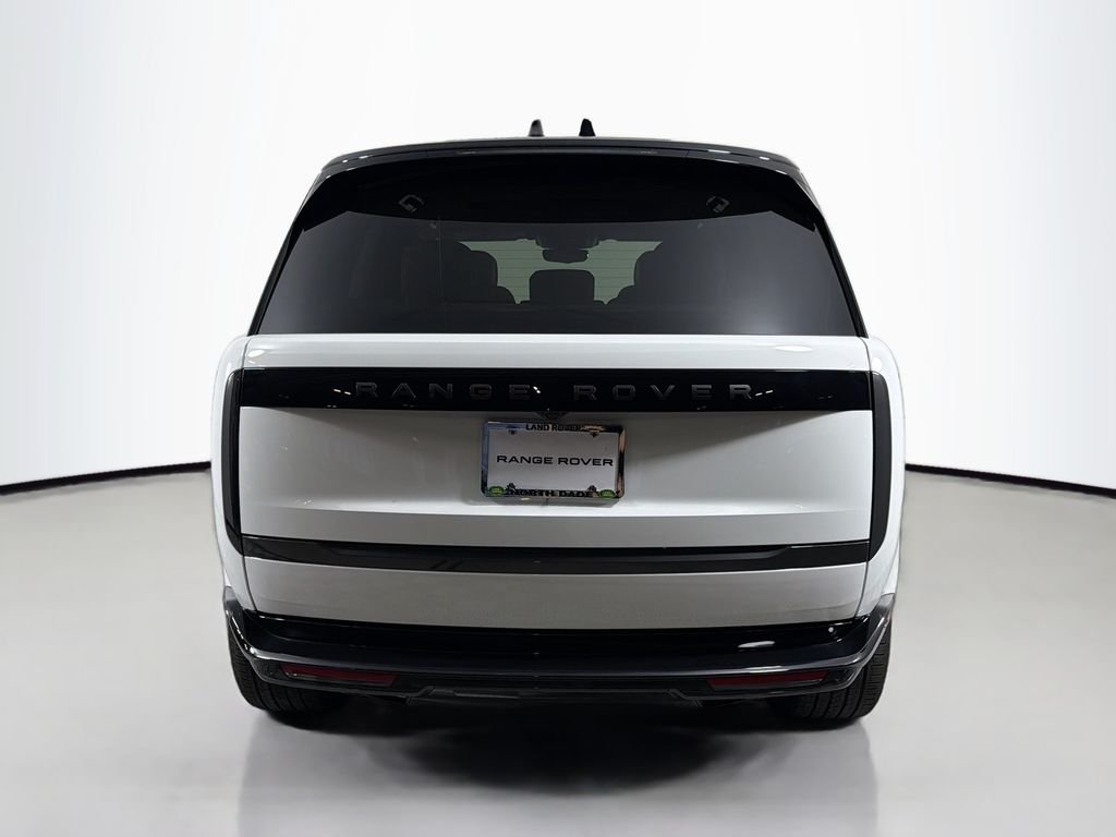 New 2026 Fuji White Land Rover SE image 6