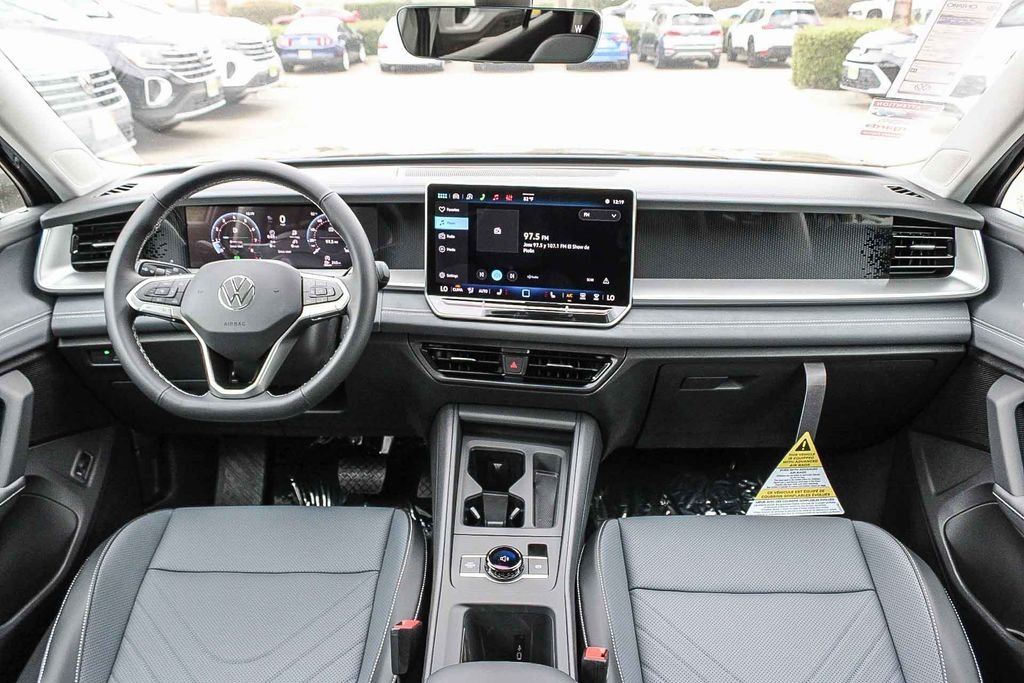 New 2026 Black Volkswagen 2.0T SE image 12