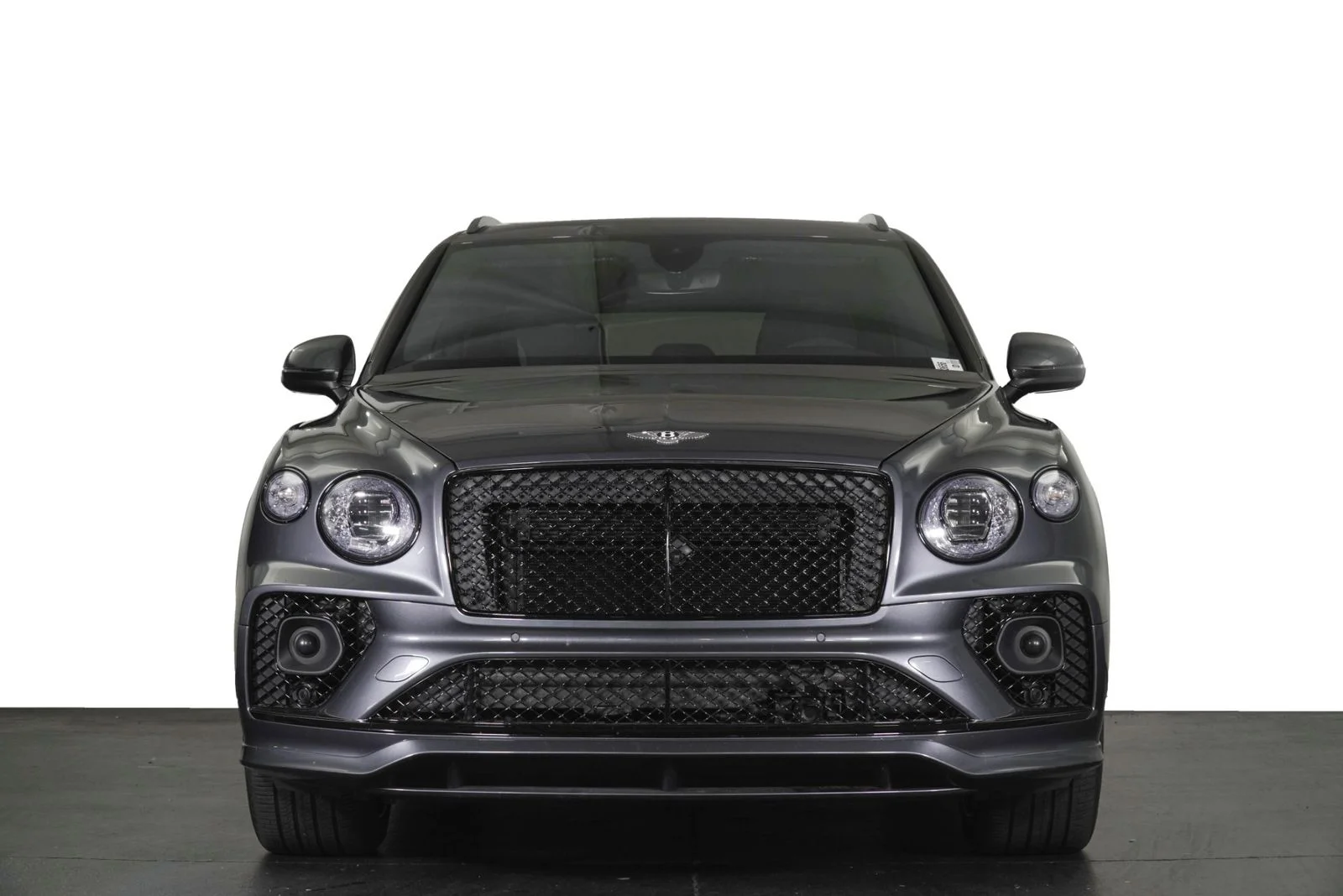 Used 2022  Bentley  image 7