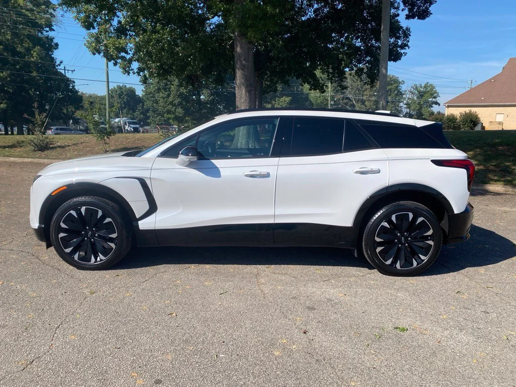 Used 2024 Chevrolet Blazer EV RS with VIN 3GNKDCRJ5RS171575 for sale in Reidsville, NC