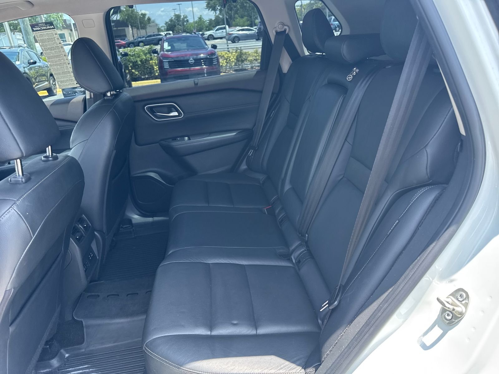 Certified Used 2021 White Nissan SL image 28