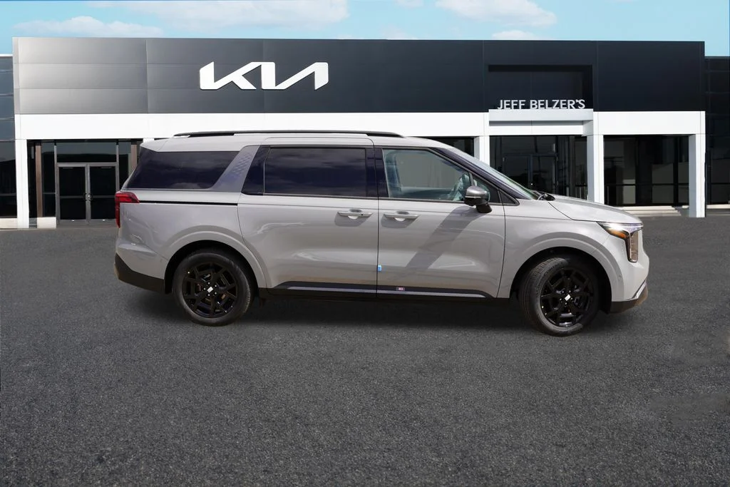 New 2027 Ceramic Silver Kia SX image 2