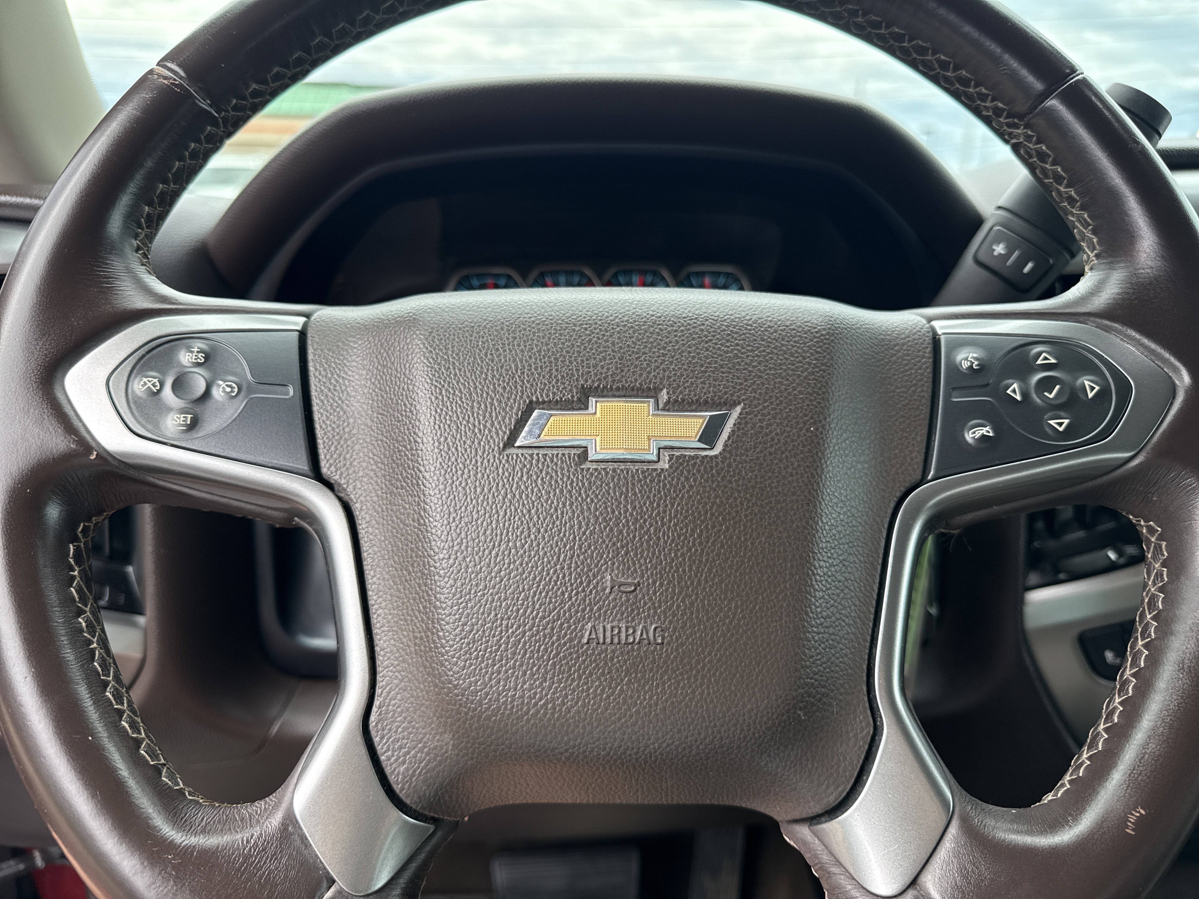 Used 2014 Deep Ruby Metallic Chevrolet LT 4WD image 19