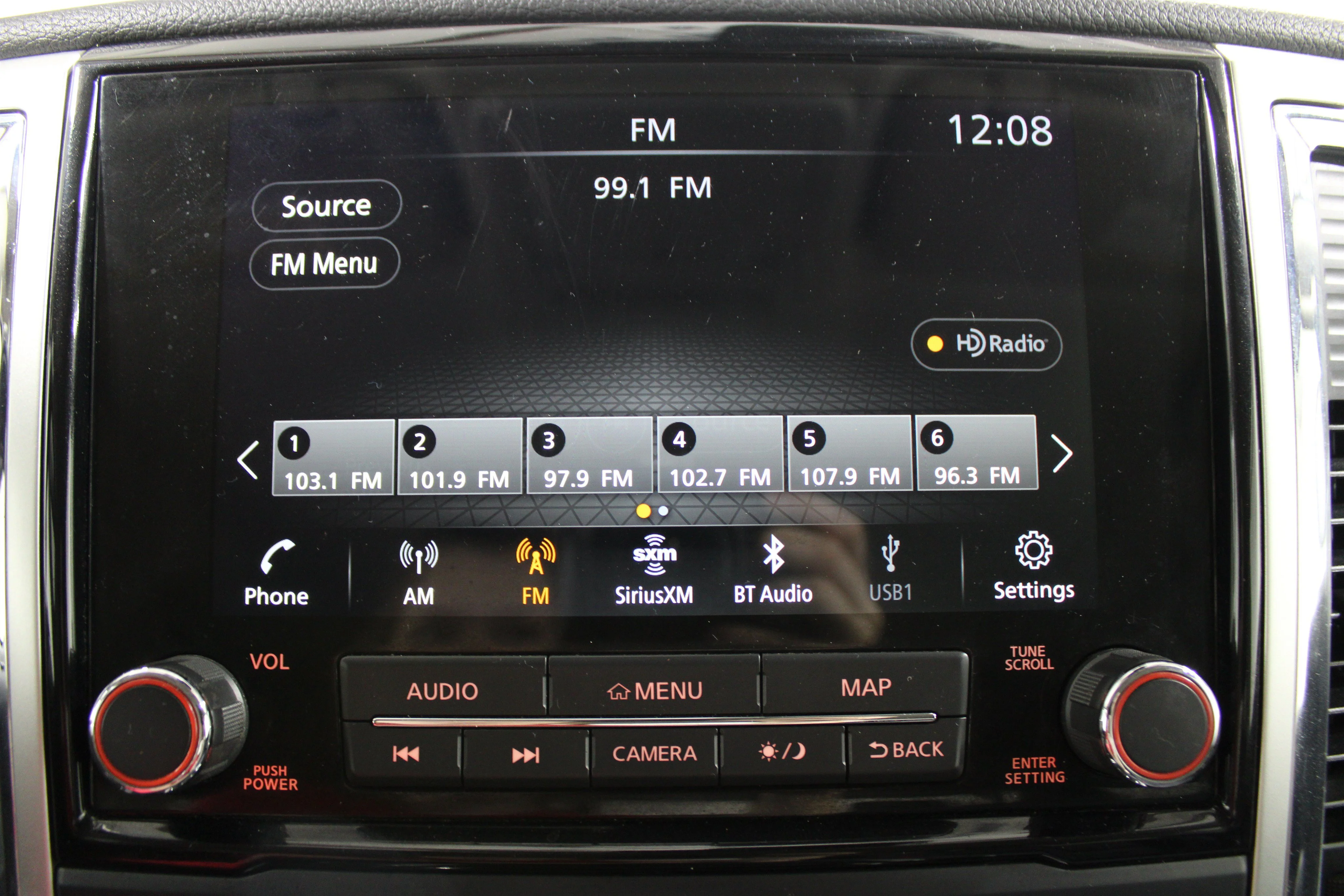 2021 Nissan Titan SV - Photo 14