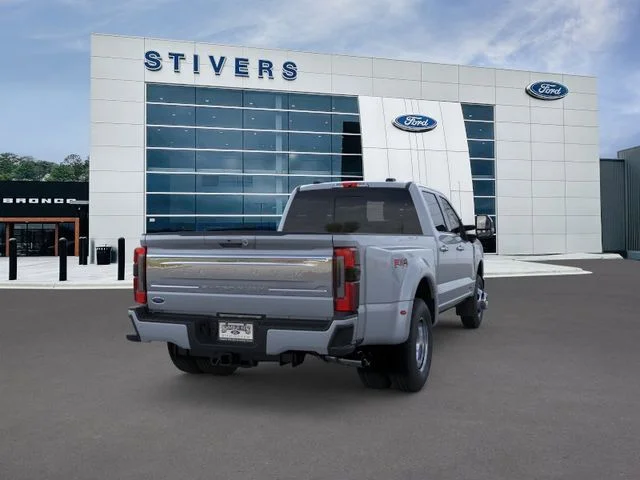 New 2026 Glacier Gray Metallic Tri-Coat Ford F-350® Platinum® image 8