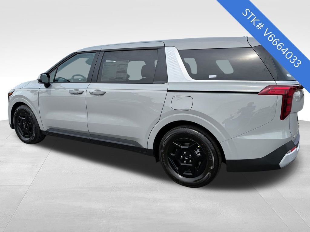 New 2027 Ceramic Silver Kia LX image 5