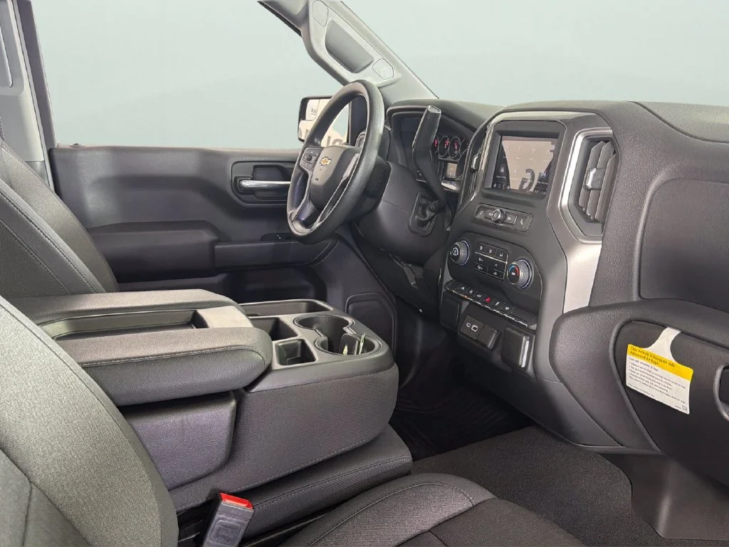 2024 Chevrolet Silverado 1500 Custom - Photo 35