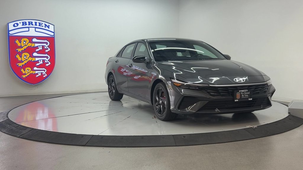 Used 2026 Gray Hyundai SEL Sport Plus image 9