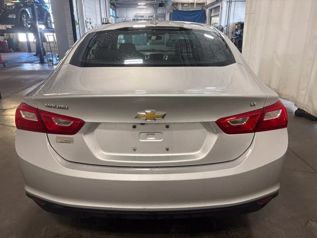Used 2017 SILVER ICE METALLIC Chevrolet LT image 5