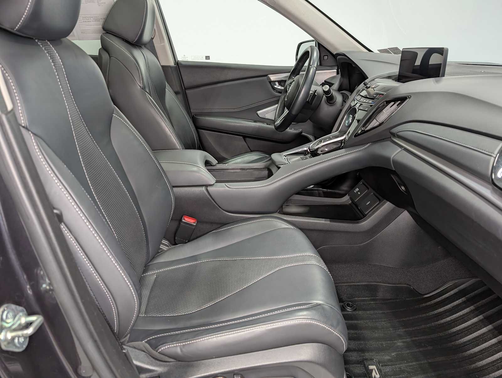 Used 2019 Gunmetal Metallic Acura w/Technology Pkg image 44