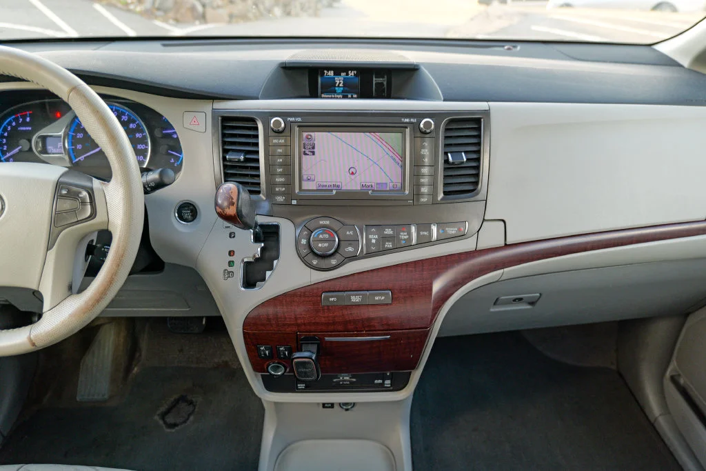 Used 2011 Predawn Gray Mica Toyota XLE image 43