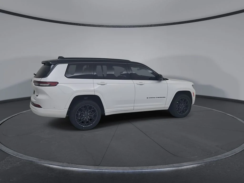 New 2026 Bright White Clear-Coat Exterior Paint Jeep Summit image 14