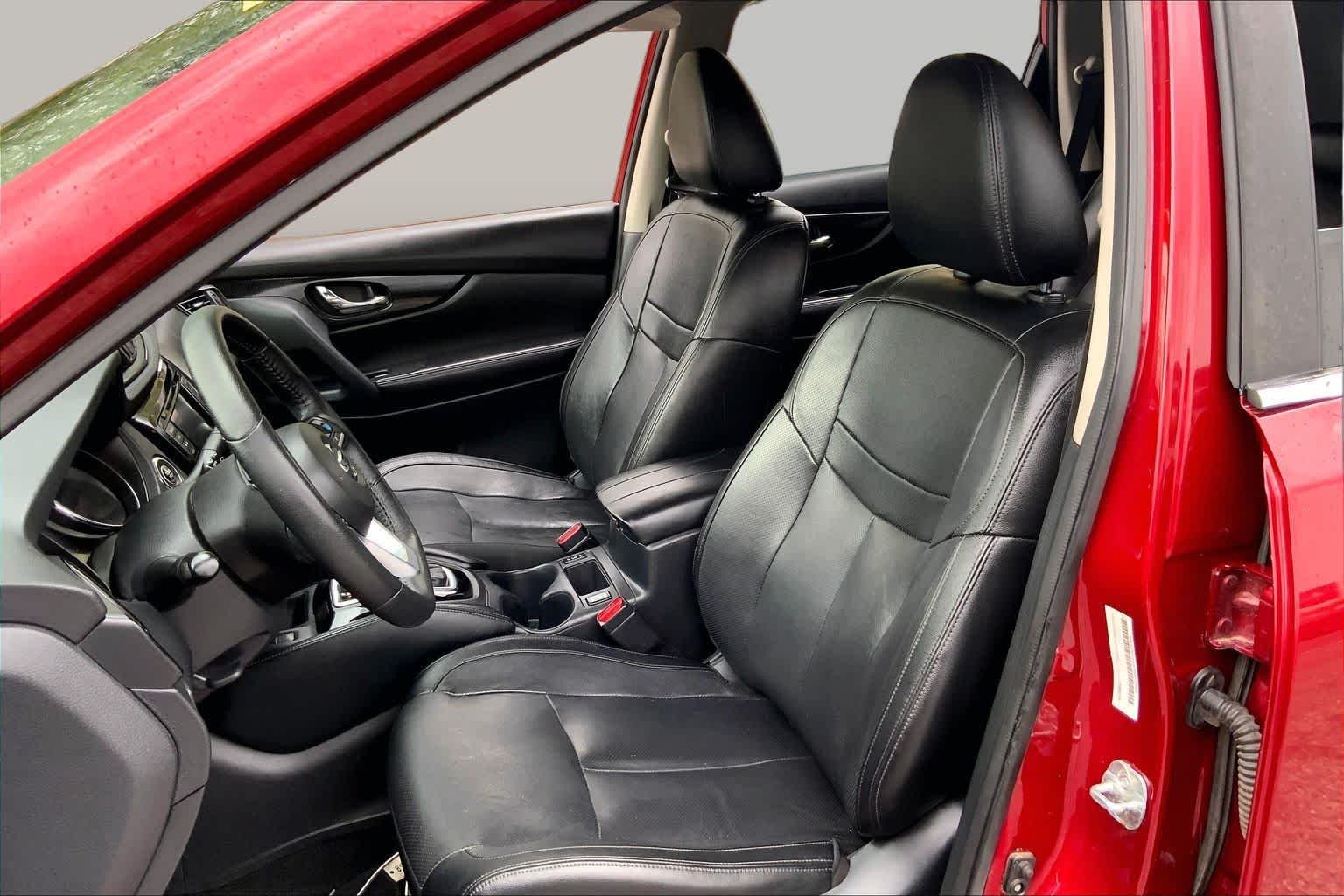 Used 2020 Scarlet Ember Tintcoat Nissan SL image 7