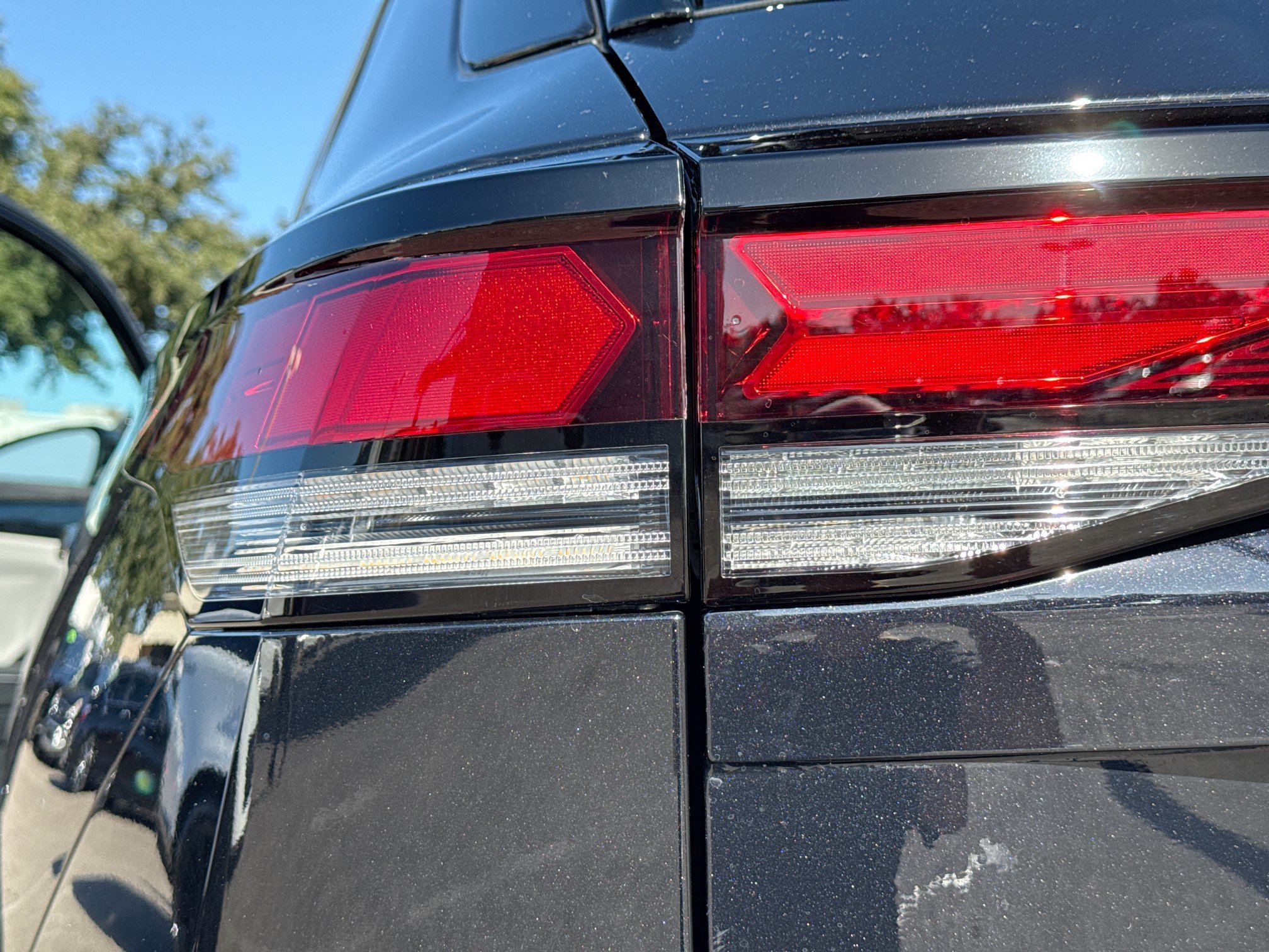 2026 Volkswagen Tiguan SE R-LINE BLACK - Photo 10