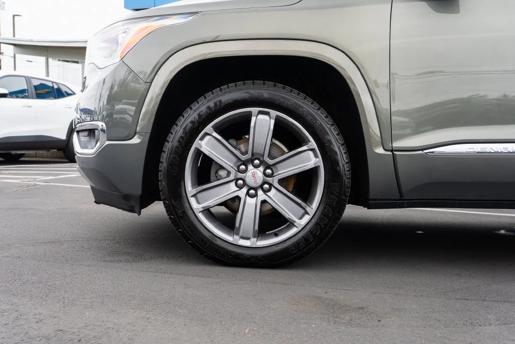 Used 2017 MINERAL METALLIC GMC Denali image 7