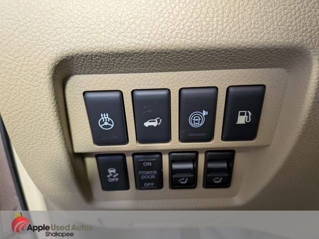 Used 2013 Brown Nissan LE image 37