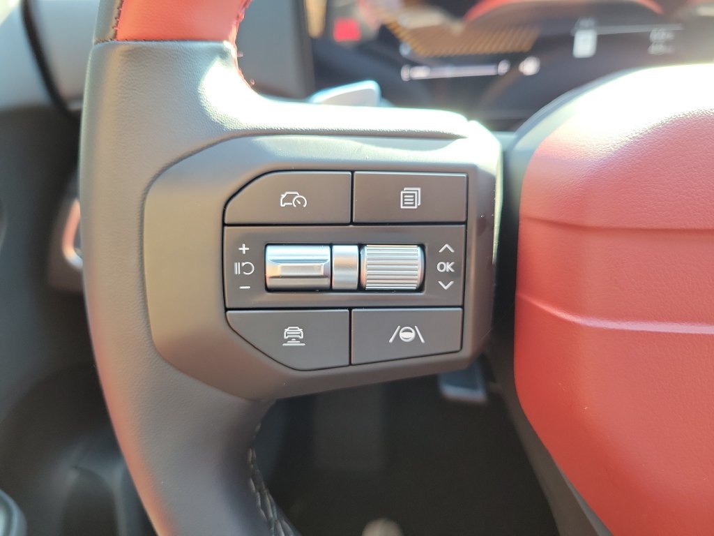 New 2026 Snow White Pearl Kia GT-Line image 25