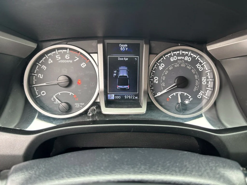 Used 2017 Silver Toyota SR5 image 15