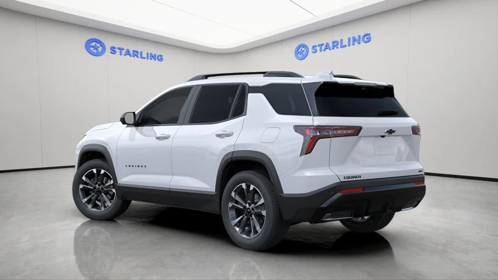 2027 Chevrolet Equinox RS - Photo 2