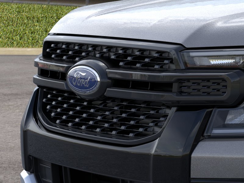 New 2026 Carbonized Gray Metallic Ford XLT image 17