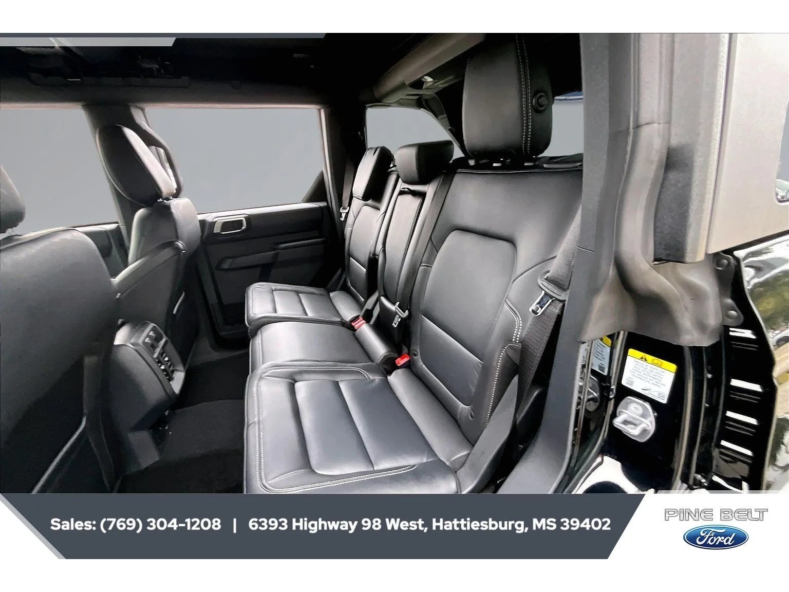 New 2026 Shadow Black Ford Outer Banks® image 19