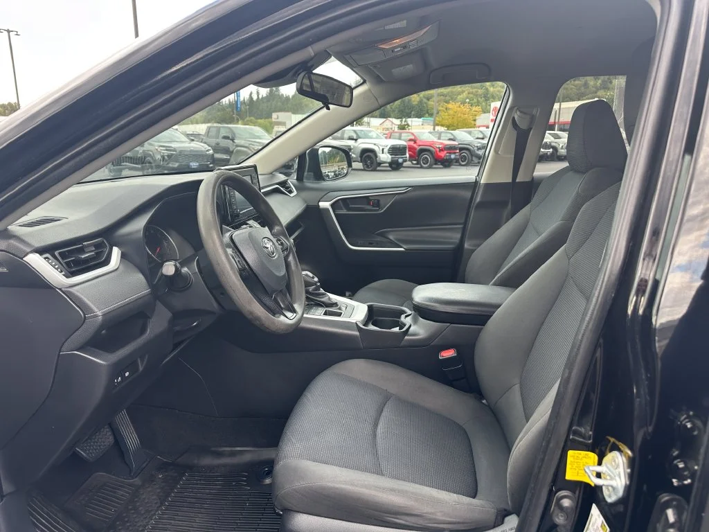 Used 2021 Black Toyota LE image 13